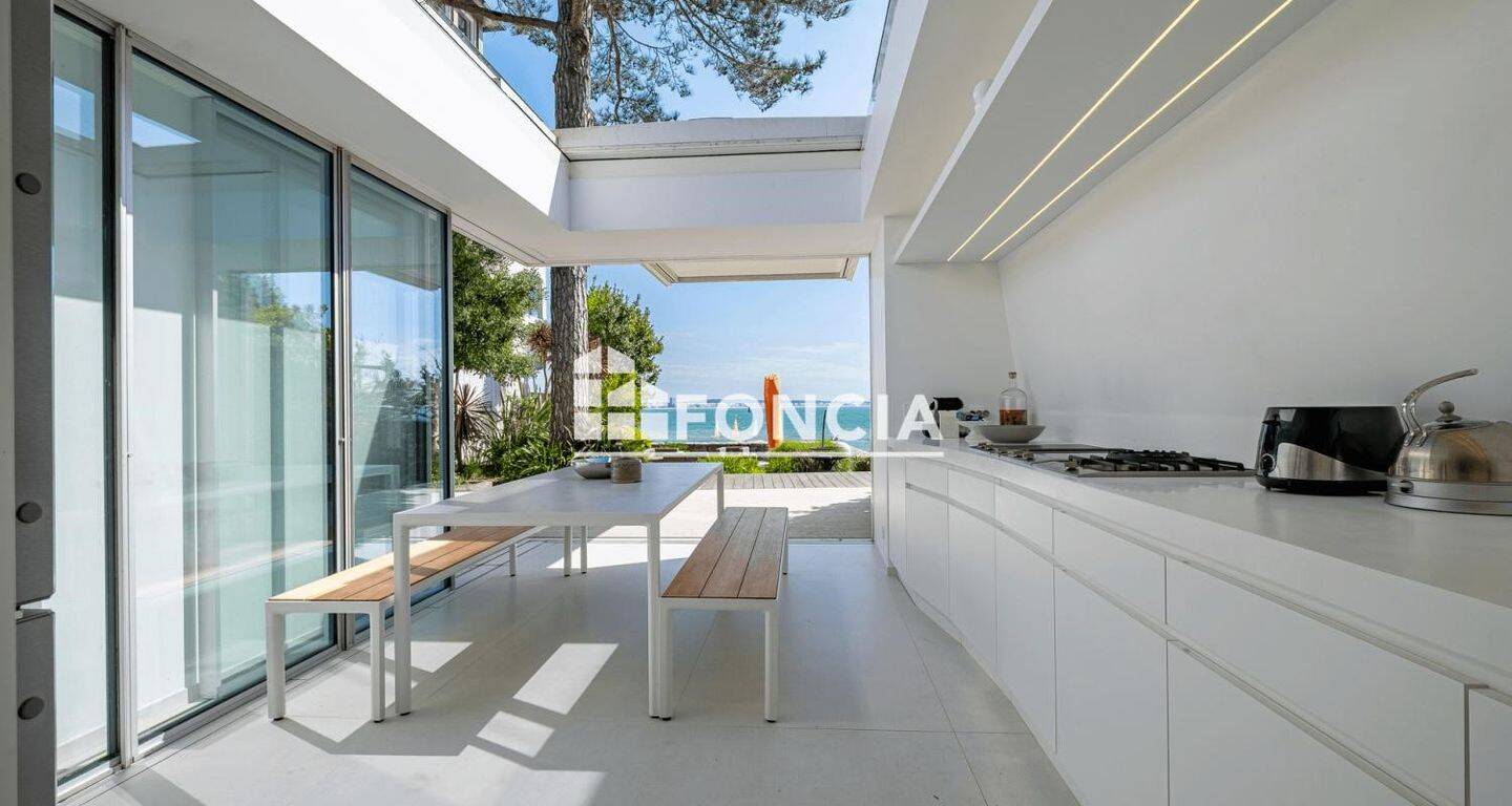 Maison à vendre, 179m², LE POULIGUEN