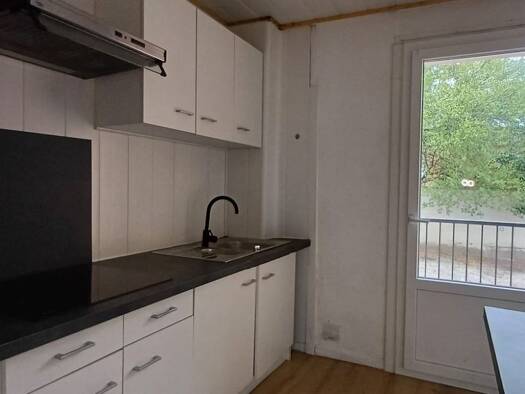 Appartement à vendre 49 000 € 4 pièces 3 chambres 67 m² RDC/1 Thivras-Coussan Marmande 47200