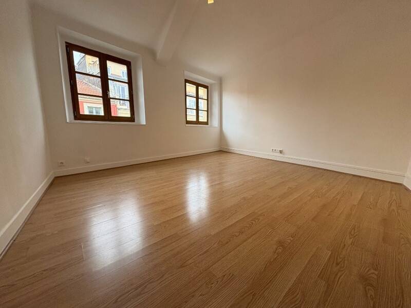 Maison à louer, 60m², NICE