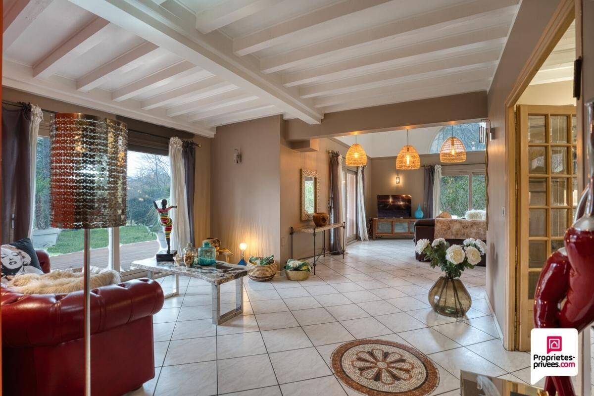Maison à vendre, 295m², FONTAINES SAINT MARTIN