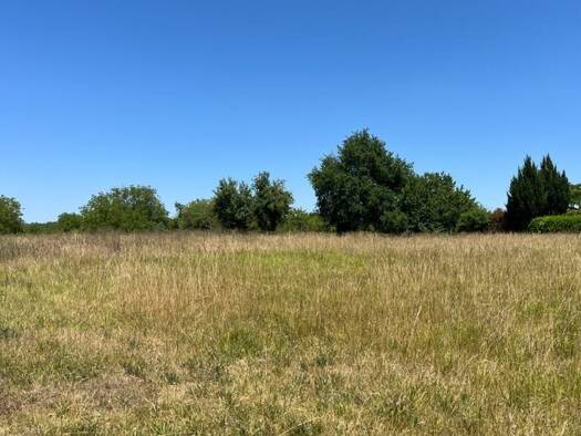 Terrain à vendre 54 520 € 2 496 m² de terrain Bassillac et Auberoche 24640