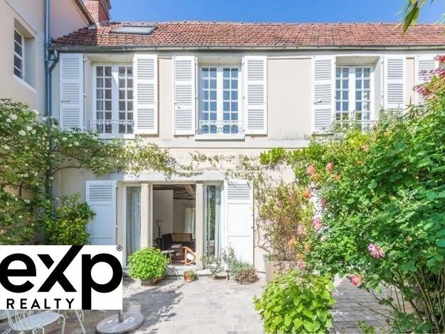 Maison à vendre 1 180 000 € 6 pièces 3 chambres 195 m² 295 m² de terrain Vétheuil 95510
