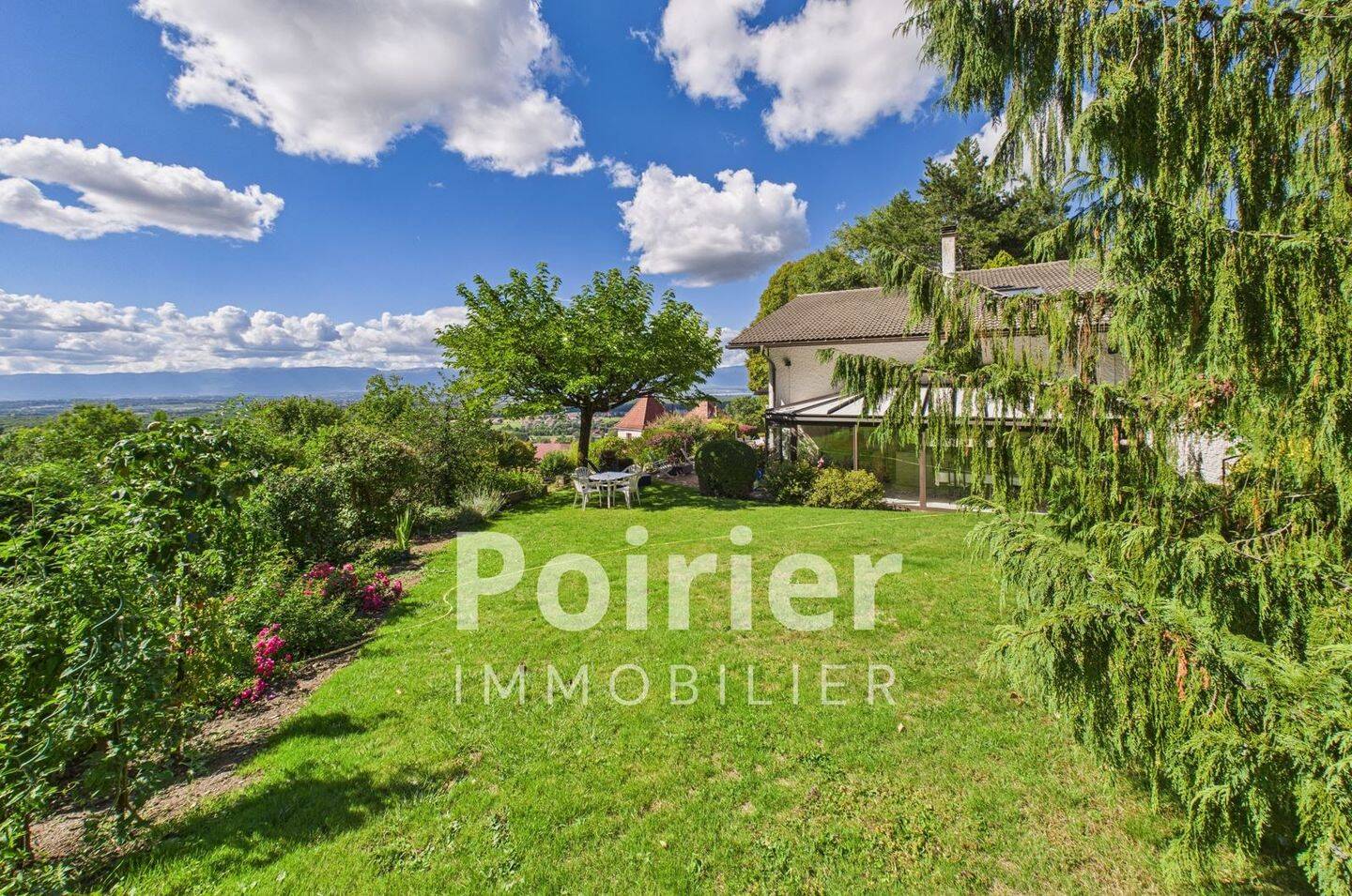 Maison à vendre, 204m², SAINT CERGUES