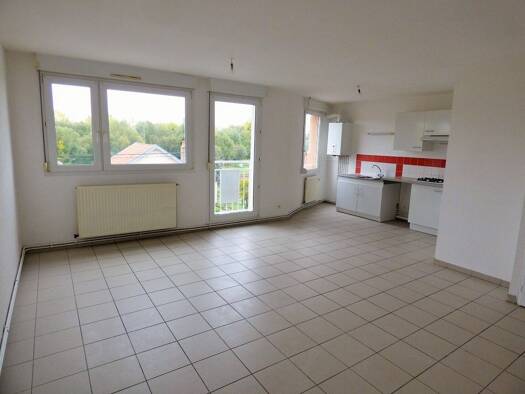 Appartement à louer 687 € 4 pièces 3 chambres 82,4 m² Étage 2/2 Bainville-sur-Madon 54550