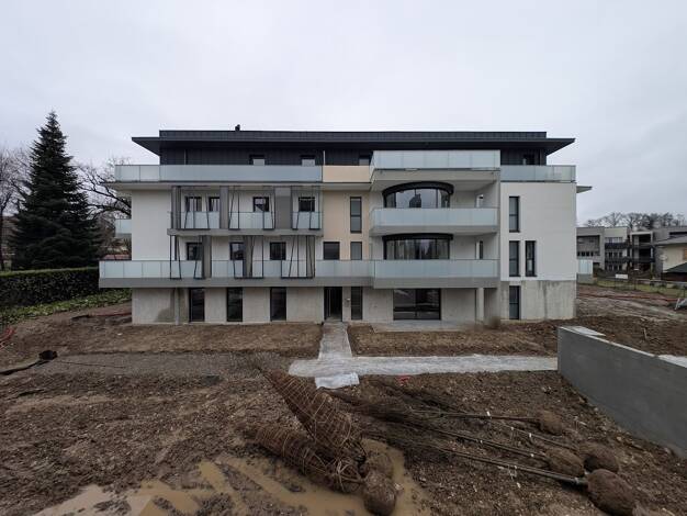 Appartement à vendre - neuf 858 000 € 5 pièces 108,2 m² RDC Centre Divonne-les-Bains 01220