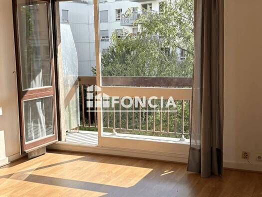 Appartement à vendre 230 000 € 1 pièce 25,14 m² Étage 3/8 Grenier–Point du Jour Boulogne-Billancourt 92100