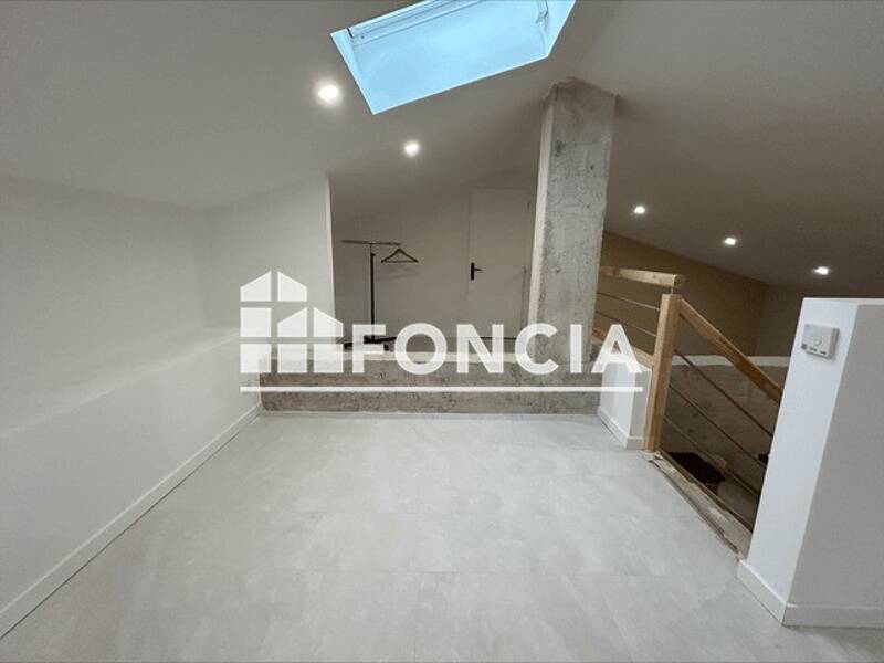 Maison à louer, 79m², NIMES