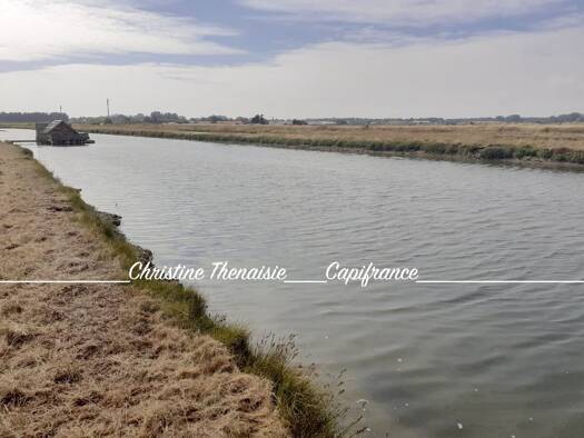 Terrain à vendre 27 000 € 8 530 m² de terrain Centre Ville Saint-Hilaire-de-Riez 85270