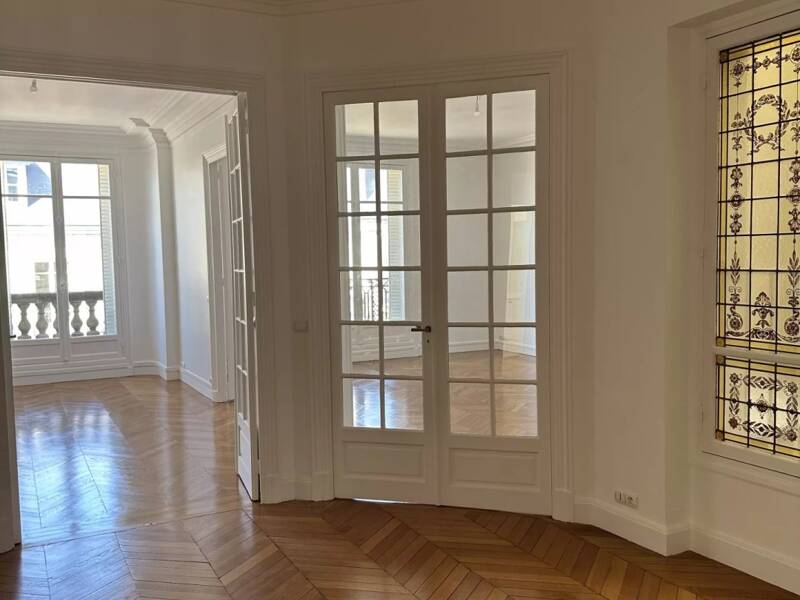 Maison à louer, 256m², PARIS 16E
