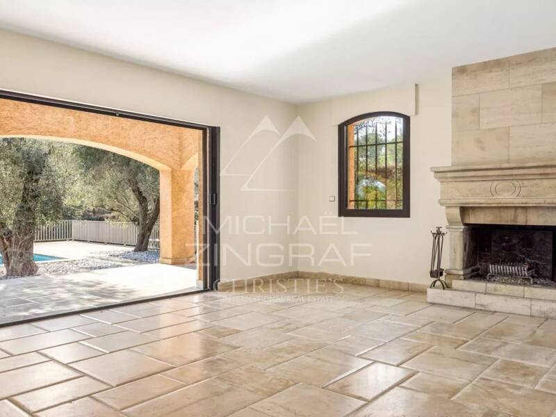 Maison à vendre, 220m², MOUGINS