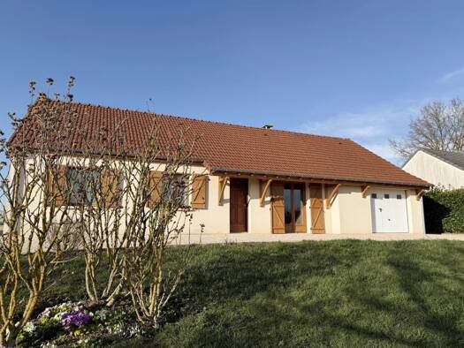 Maison à vendre 224 000 € 6 pièces 5 chambres 102 m² 1 030 m² de terrain Saint-Éloi 58000