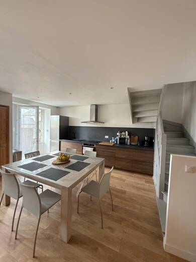 Maison à vendre 364 000 € 10 pièces 7 chambres 355 m² 287 m² de terrain Pleslin-Trigavou 22490