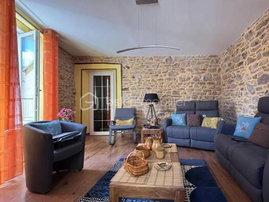 Maison à vendre 233 000 € 6 pièces 4 chambres 151 m² Vabres-l'Abbaye 12400