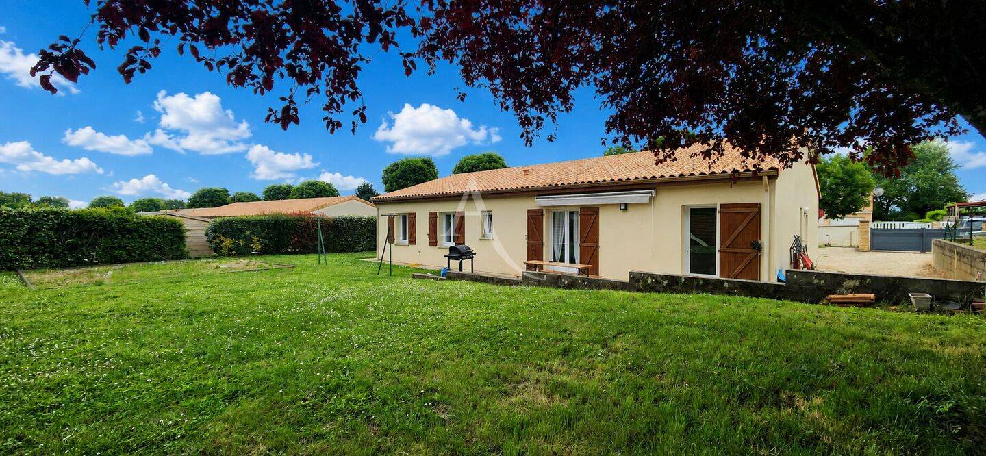 Maison à vendre, 117m², VIVONNE