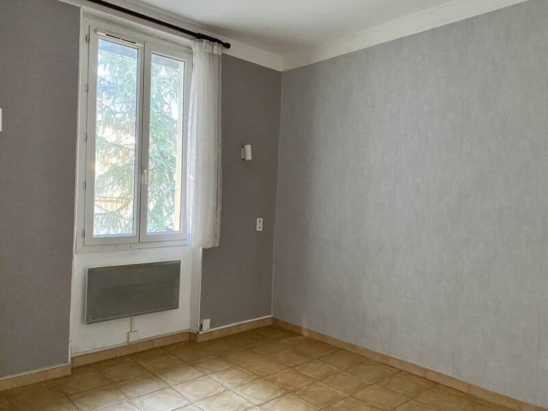 Maison à louer, 37m², MARSEILLE 6E