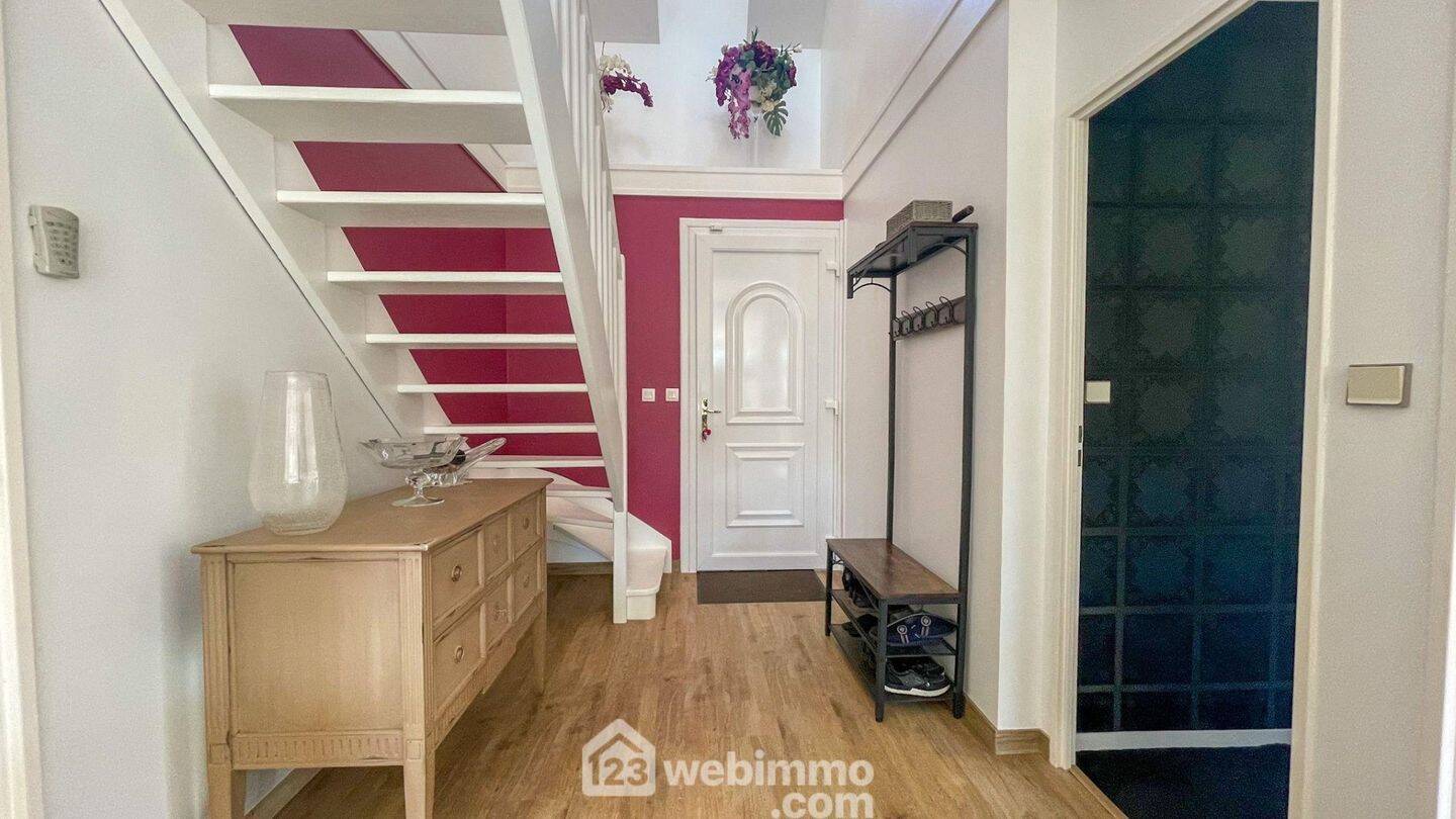 Maison à vendre, 219m², MAROLLES EN BRIE
