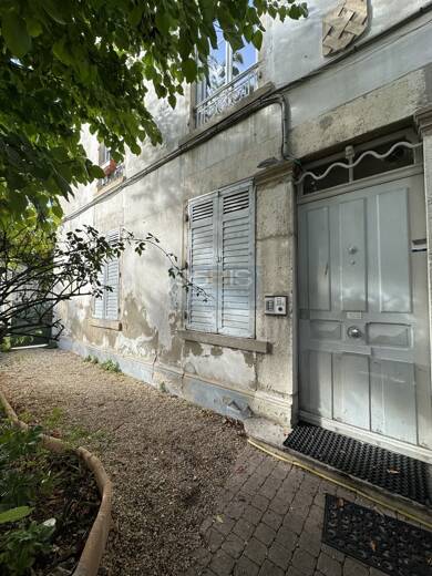 Appartement en viager occupé Bouquet 133 000 € 3 pièces 2 chambres 103 m² Étage 2/3 Ste Colombe 69560