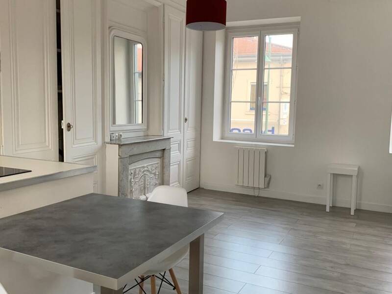 Maison à louer, 40m², TASSIN LA DEMI LUNE