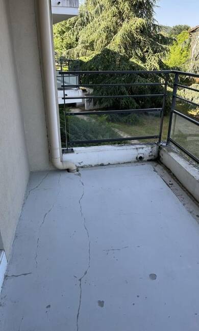 Appartement à louer 618 € 2 pièces 1 chambre 50,5 m² Étage 1/2 Beynost 01700