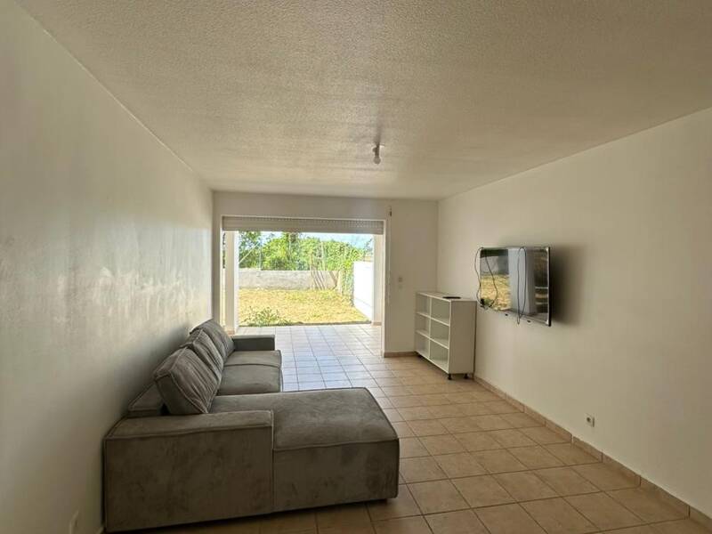 Maison à louer, 58m², LES ABYMES