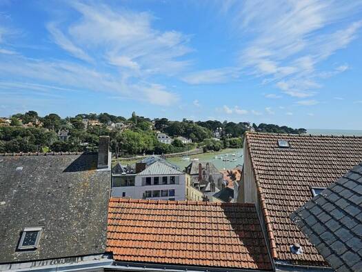 Duplex à vendre 350 000 € 4 pièces 3 chambres 93 m² Étage 2/2 Centre Pornic 44210