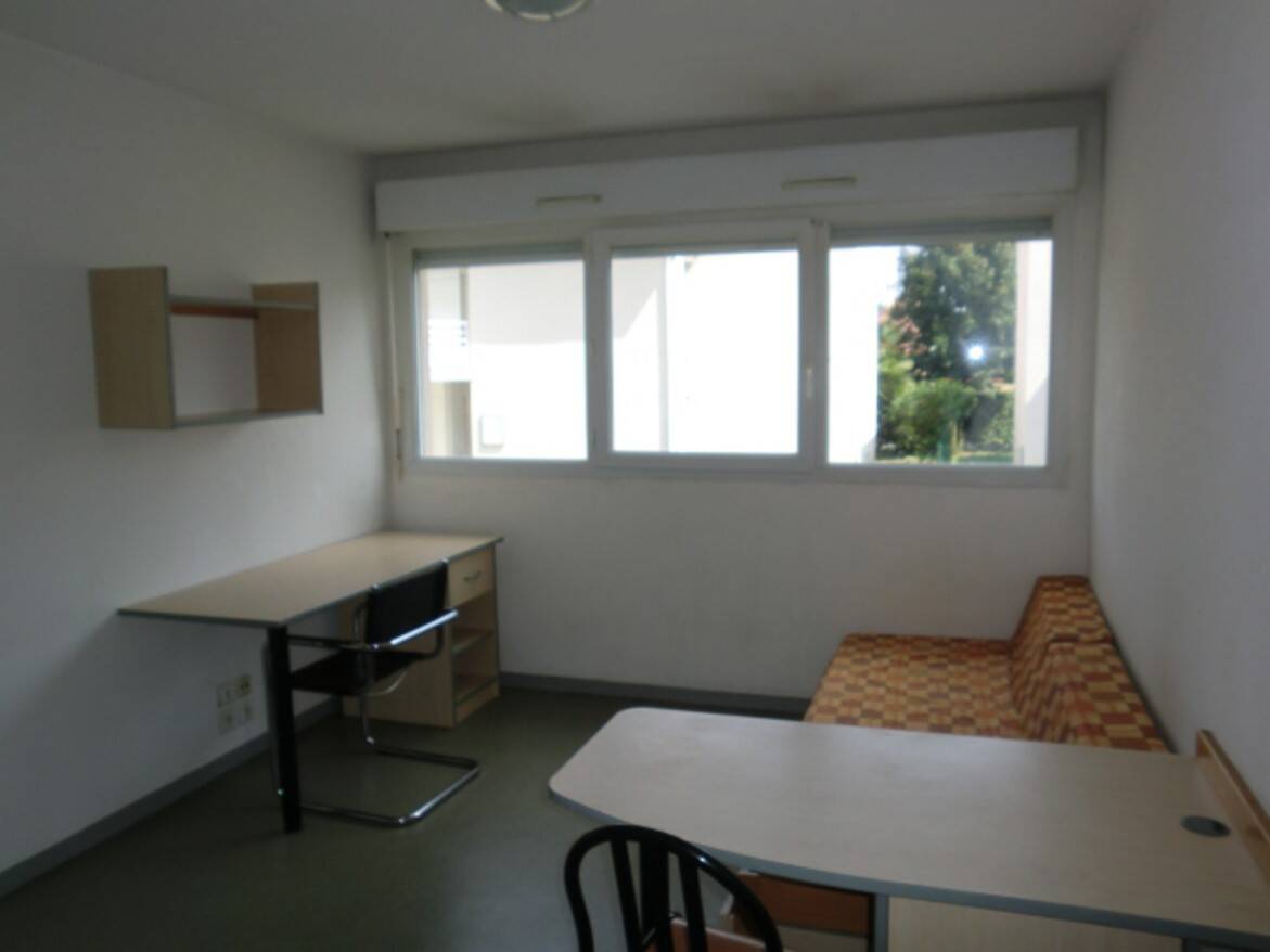 Maison à louer, 19m², PAU