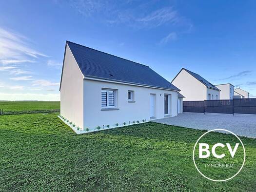 Maison de plain-pied à louer 950 € 4 pièces 3 chambres 77 m² 520 m² de terrain Magny 28120