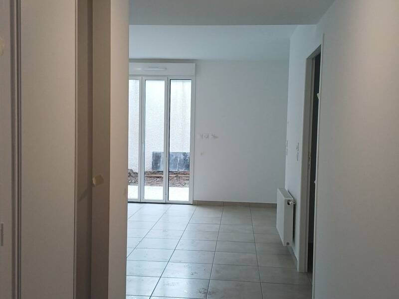 Maison à louer, 66m², LYON 8E