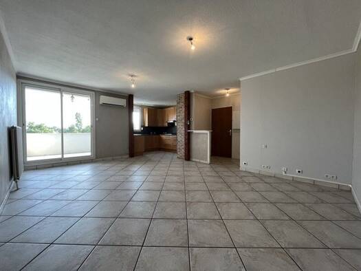 Appartement à vendre 213 000 € 4 pièces 3 chambres 80 m² Étage 3/3 Proche Couronne Charvieu Chavagneux 38230