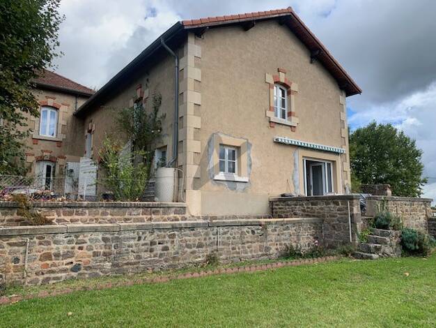 Maison à vendre 539 000 € 8 pièces 5 chambres 238,3 m² 606 m² de terrain Saint-Étienne-des-Oullières 69460