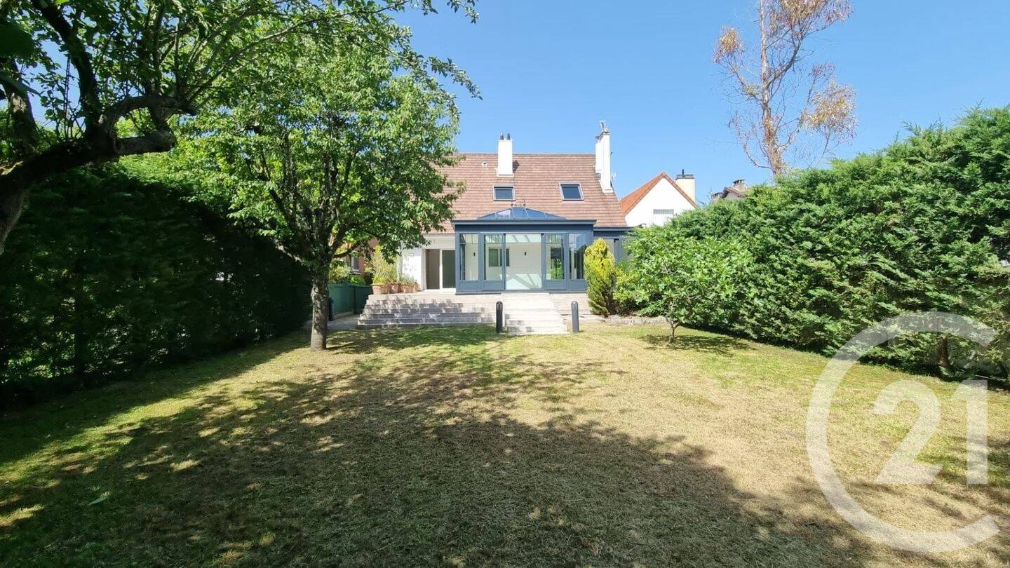 Maison à vendre, 192m², LA VARENNE SAINT HILAIRE