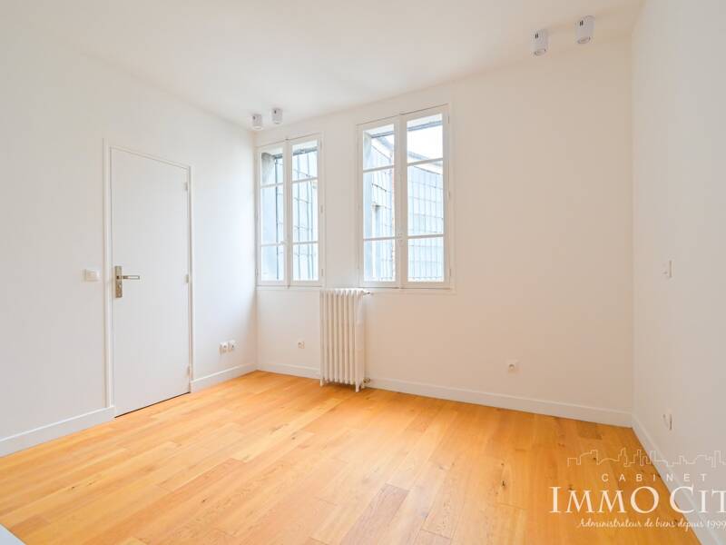 Maison à louer, 16m², PARIS 16E