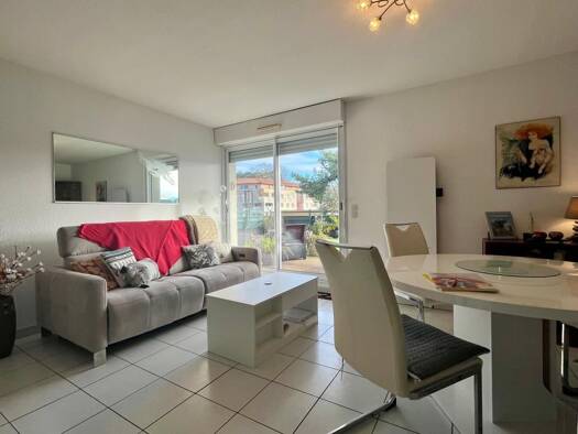 Duplex à vendre 239 000 € 3 pièces 2 chambres 64 m² Étage 2/3 Bas Boucau Boucau 64340
