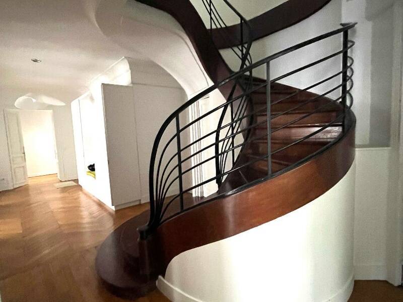 Maison à louer, 387m², PARIS 7E