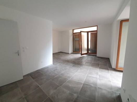 Espace bureau à louer 650 € 30 m² de bureaux Centre Ancien Draguignan 83300