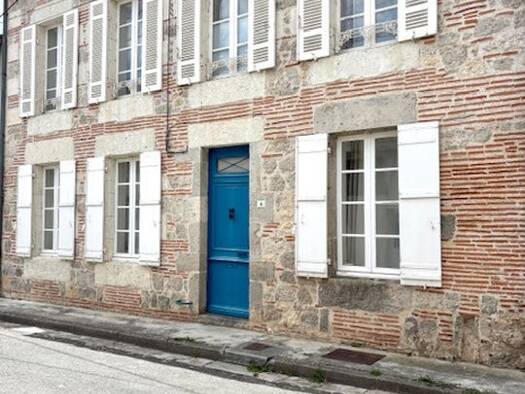 Maison à vendre 233 500 € 5 pièces 3 chambres 132 m² 300 m² de terrain Clairac 47320
