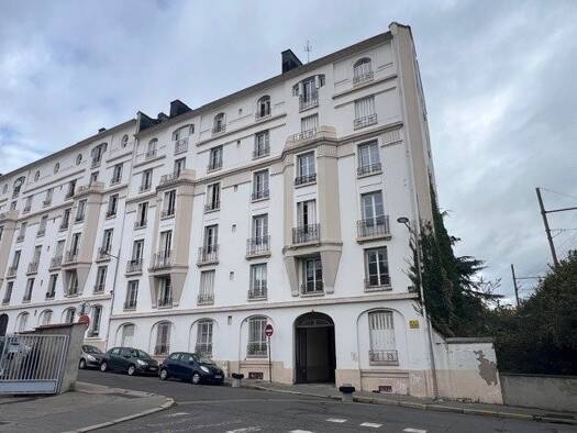 Appartement à vendre 30 000 € 1 pièce 38 m² RDC Jacquard Saint-Étienne 42000