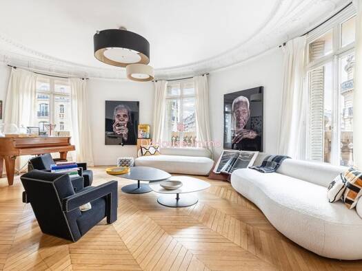 Appartement à vendre 2 950 000 € 7 pièces 4 chambres 215 m² Étage 3/5 Paris 17ème arrondissement 75017