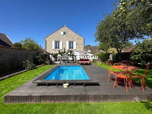 Maison à vendre 469 900 € 6 pièces 4 chambres 125 m² 476 m² de terrain Nandy 77176