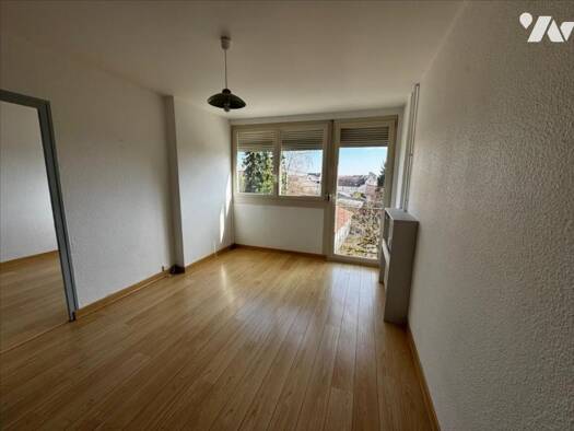 Appartement à louer 580 € 4 pièces 2 chambres 59,8 m² 2ème étage Dole 39100