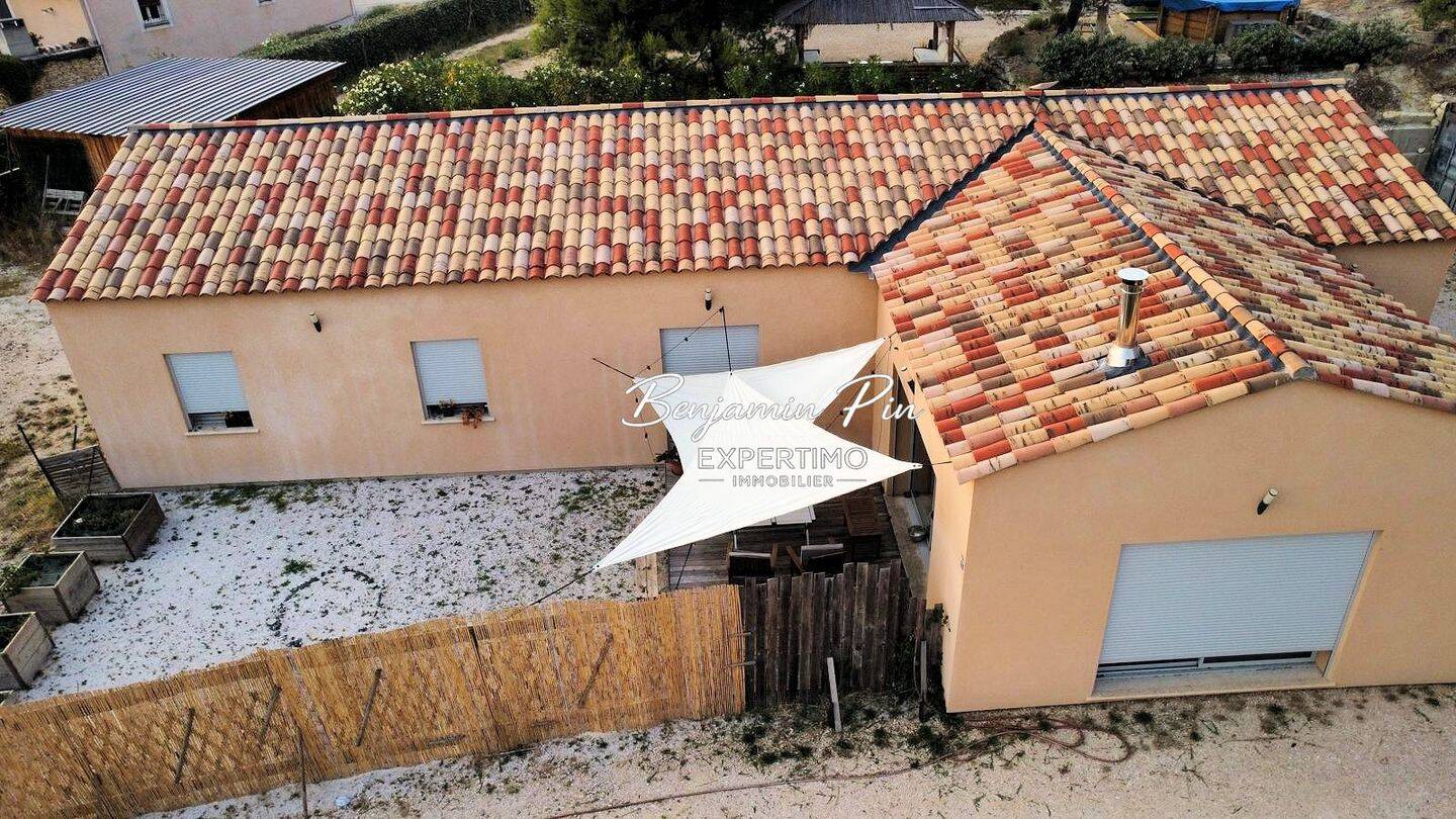 Maison à vendre, 135m², SAINT SATURNIN LES APT