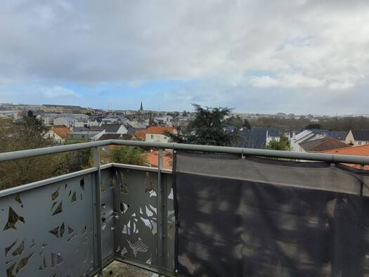 Triplex à vendre 155 925 € 2 pièces 1 chambre 45 m² Étage 3/3 Orvasserie Saint-Herblain 44800