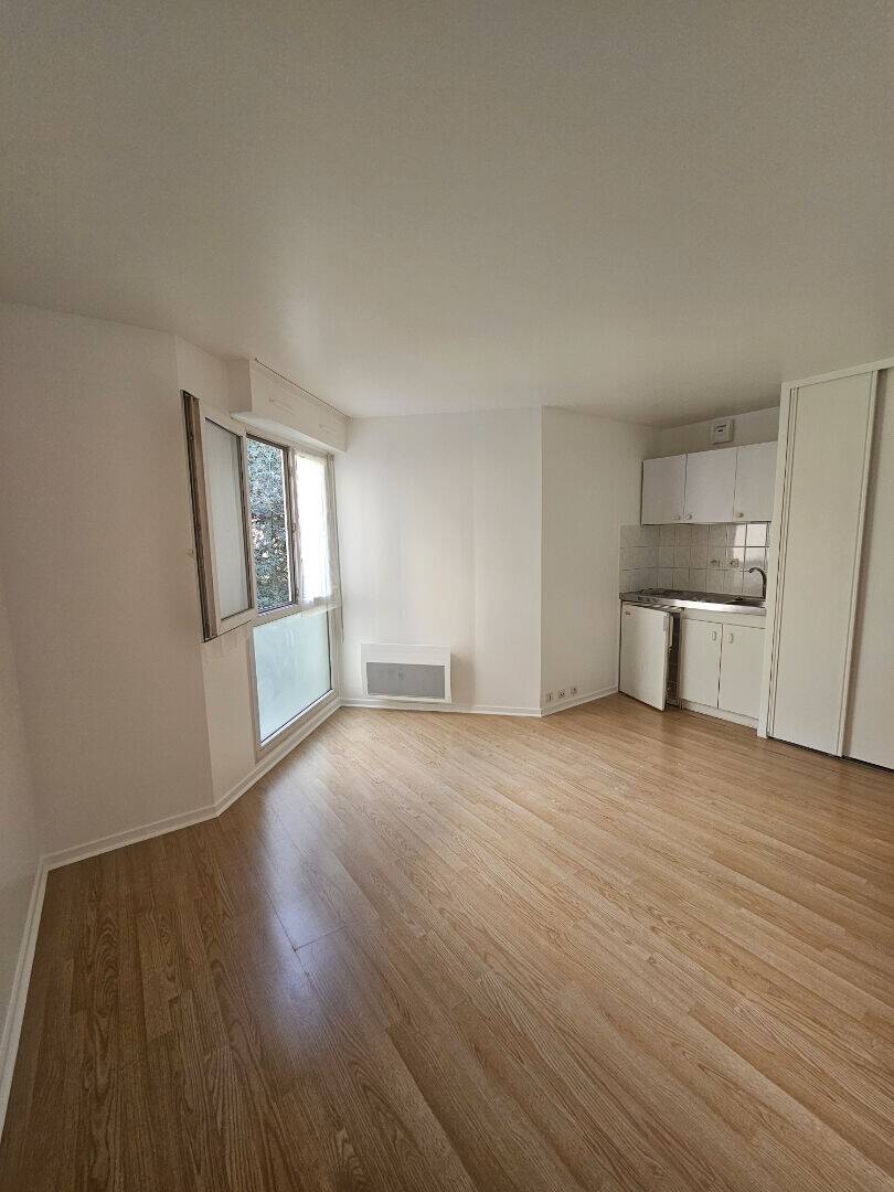 Maison à louer, 18m², LE KREMLIN BICETRE