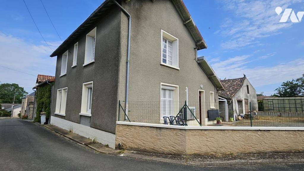 Maison à vendre, 120m², VIVONNE