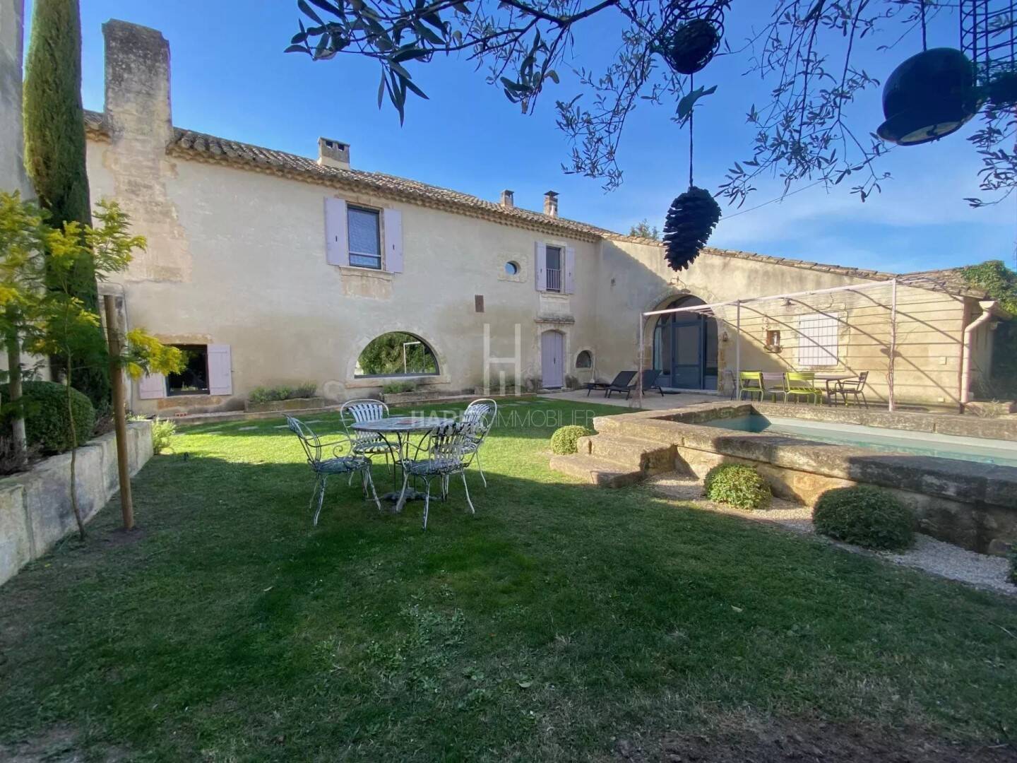 Maison à vendre, 300m², MOURIES