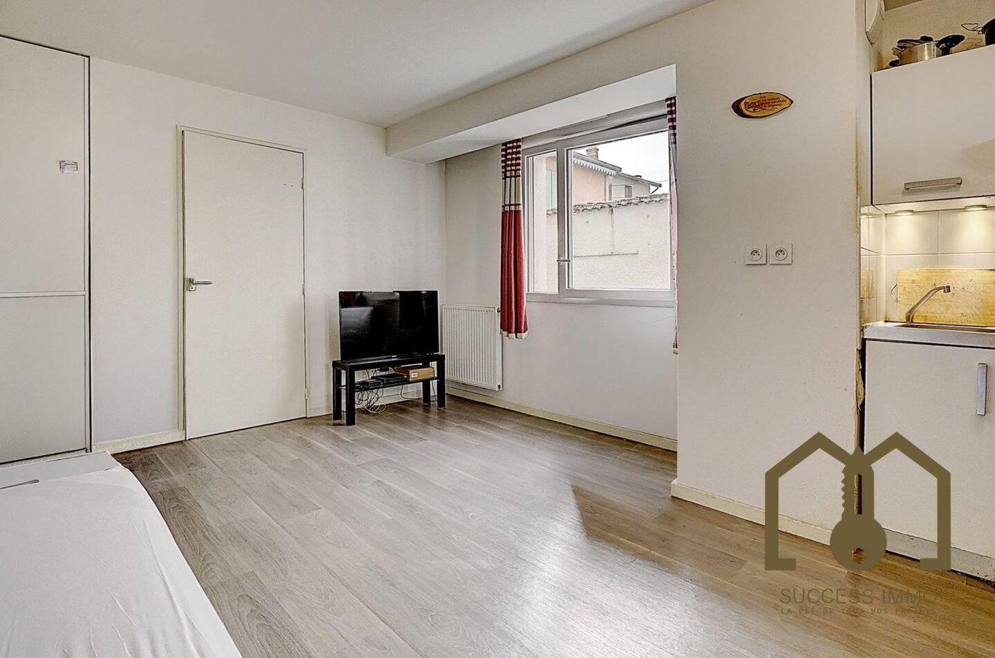 Maison à vendre, 26m², VAULX EN VELIN
