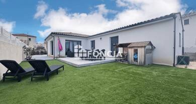 Maison de plain-pied à vendre 309 000 € 4 pièces 3 chambres 109 m² 490 m² de terrain Adissan 34230