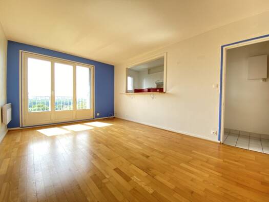 Appartement à vendre 163 800 € 2 pièces 1 chambre 42,1 m² Étage 3/3 Mons Plaine Basse Athis-Mons 91200