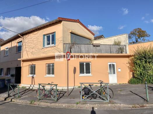 Location local commercial Conflans-Sainte-Honorine 78700 dès 640