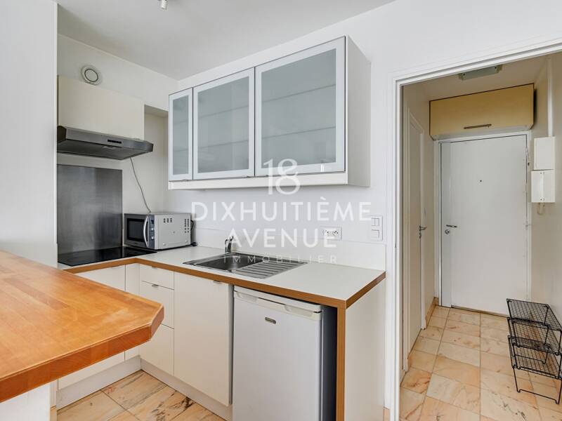 Maison à louer, 24m², PARIS 18E